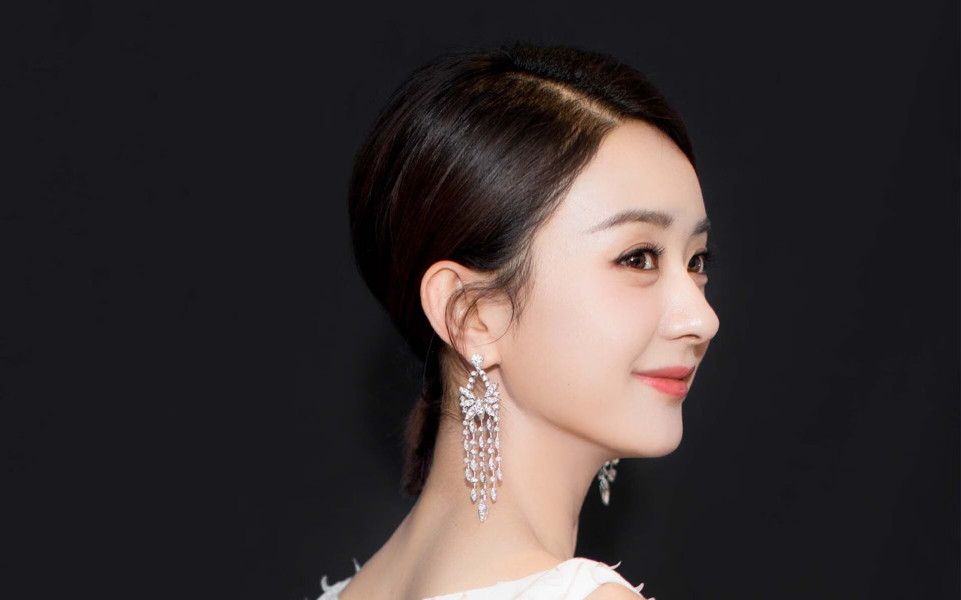 一双手，改写一夜