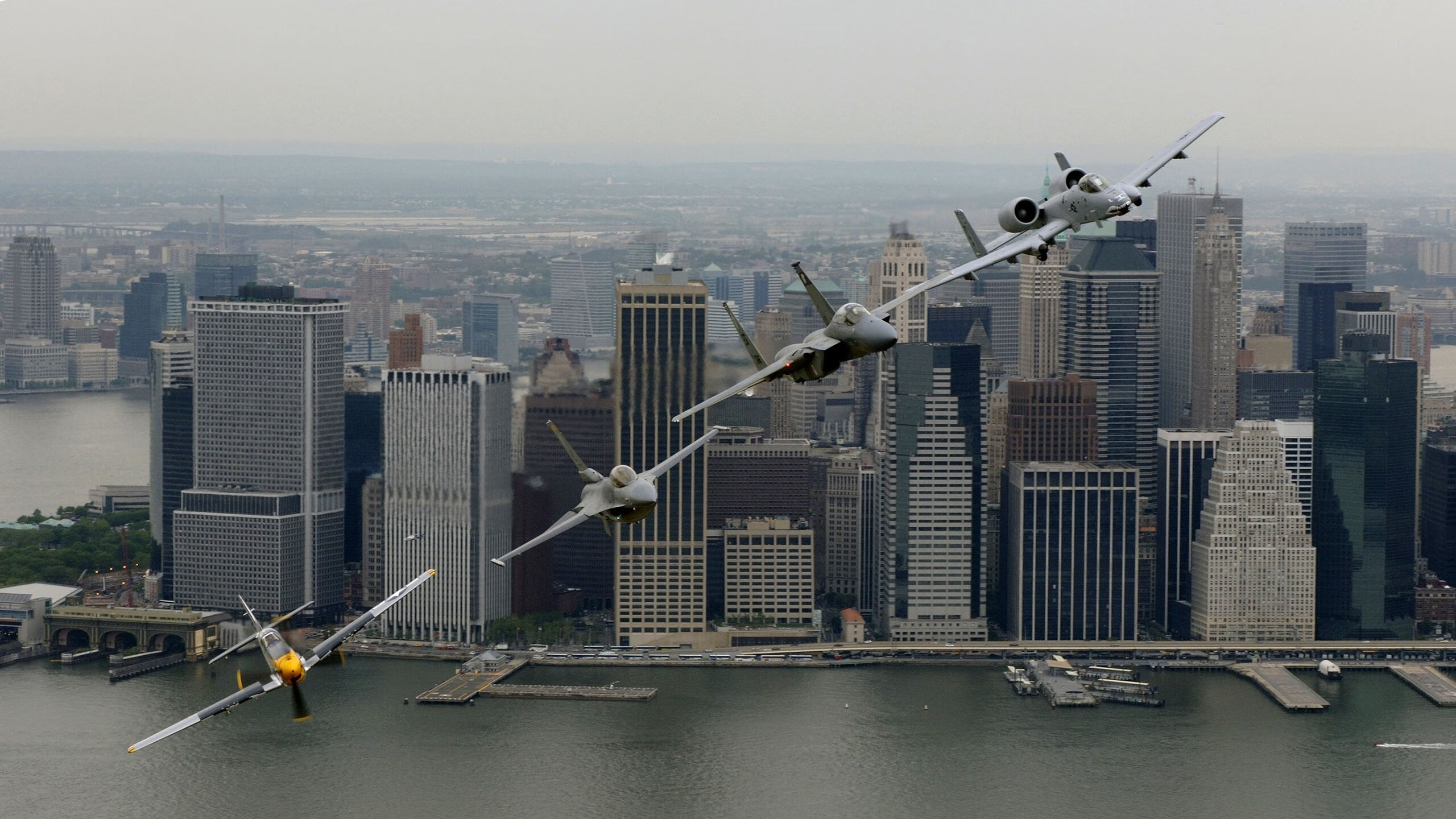 光与影的对决，当个人英雄主义遭遇团队韧性